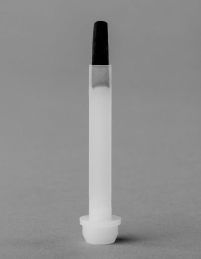 0001_SALLY_HANSEN_13.97C.54_BRUSHES_FIL_25X440_LAQUERED_BLACK_PLASTIC_STEM_41.8mm_BRISTLES_12mm_Full_Product_LR-400x516