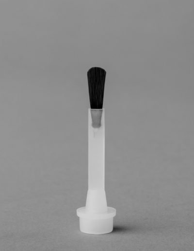 0013_13.96.42_PATENT_BRUSHES_FIL_25X320_LAQUERED_BLACK_PLASTIC_STEM_29mm_BRISTLES_13mm_Full_Productjpg_LR-400x516