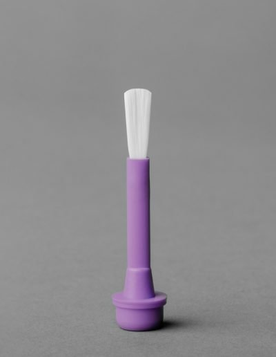 0018_13.95.42_PATENT_BRUSHES_FIL_25X320_LAQUERED_WHITE_PLASTIC_STEL_28mm_BRISTLES_14mmCOLOR_CODE_STEM_PURPLE-928_C_Full_Product_LR-400x516